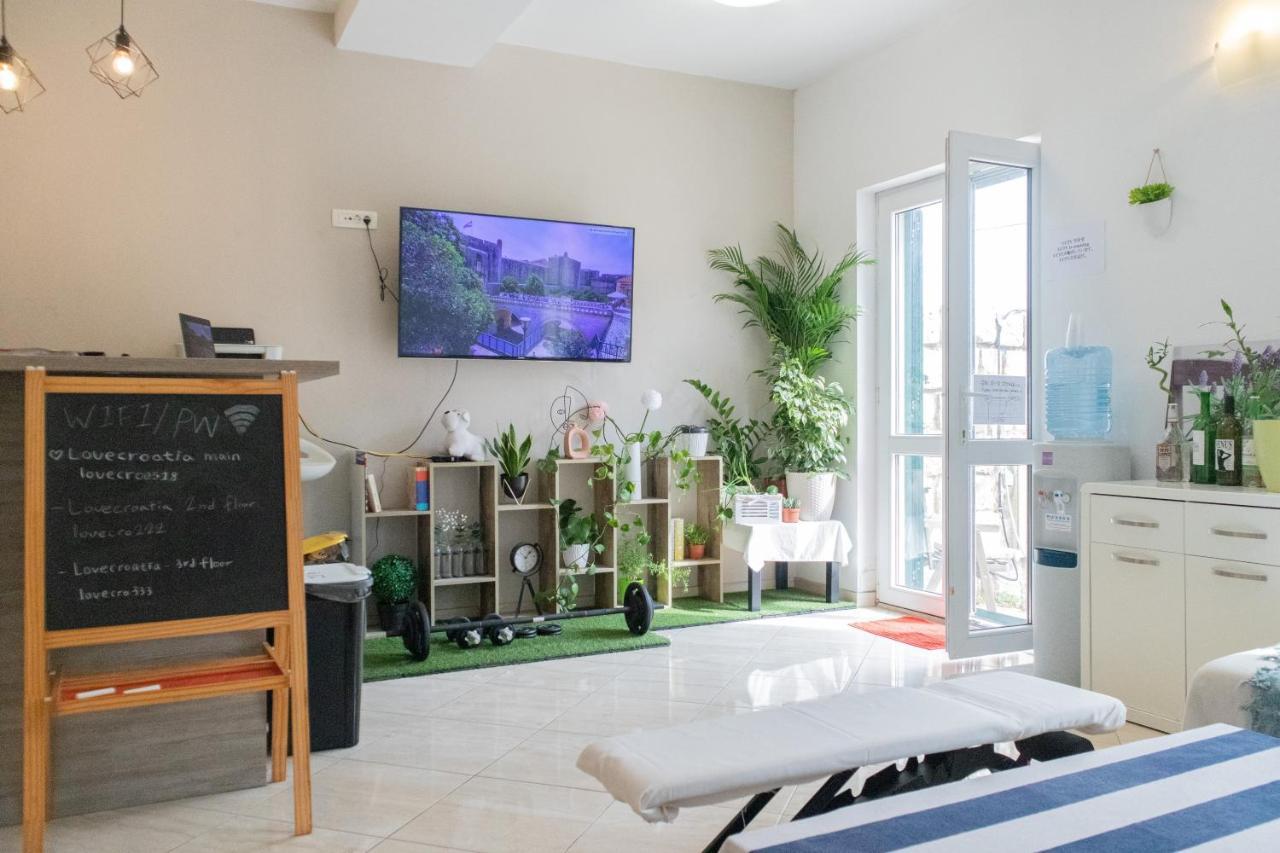Love Dubrovnik Hostel Dış mekan fotoğraf